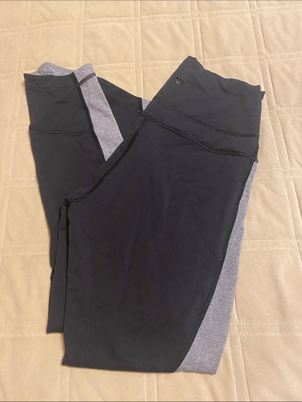 Girls' Black & Gray Contrast Active Leggings
